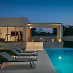 Βίλα Luxury Silence With Heated Pool