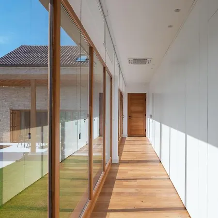 Luxury Silence With Heated Pool Villa