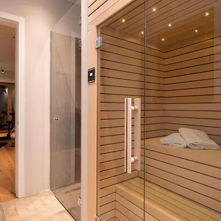 Luxury Silence With Heated Pool *