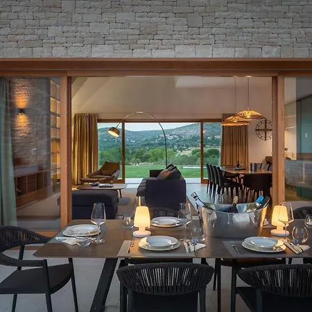 Villa Luxury Silence With Heated Pool