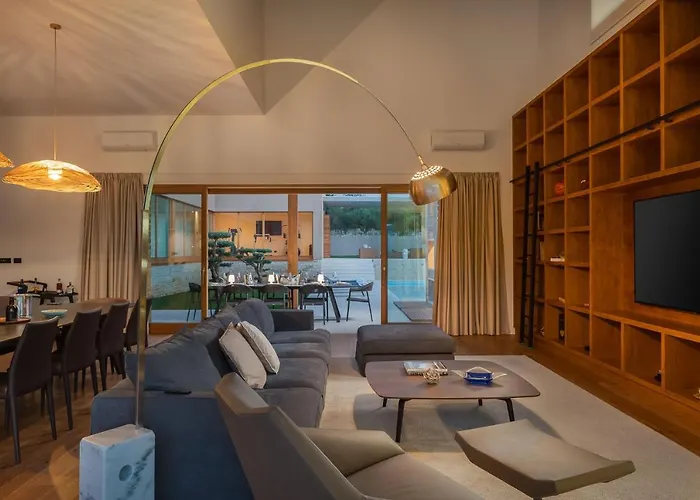 Вилла Luxury Silence With Heated Pool *