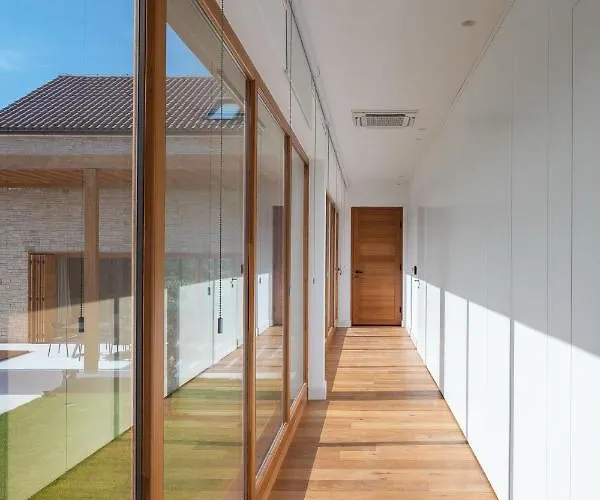 Luxury Silence With Heated Pool 别墅