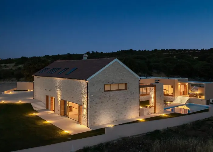 Luxury Silence With Heated Pool * Šibenik