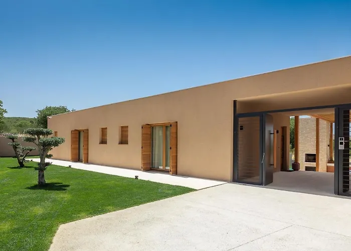 Вилла Luxury Silence With Heated Pool *