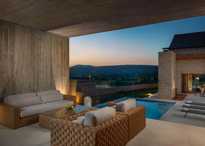 Luxury Silence With Heated Pool Вилла