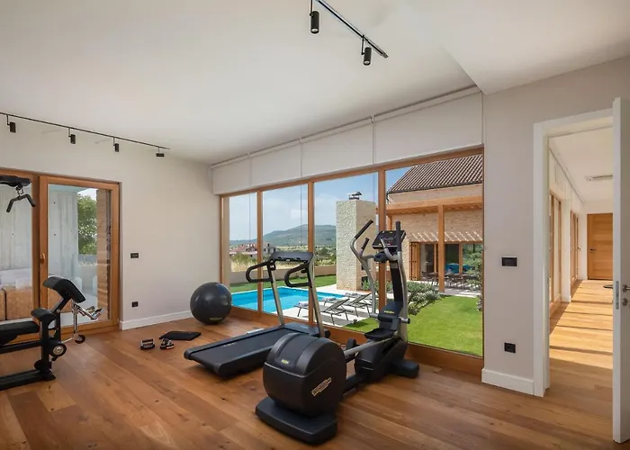 Villa Luxury Silence With Heated Pool Šibenik