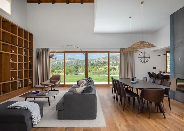 Вилла Luxury Silence With Heated Pool