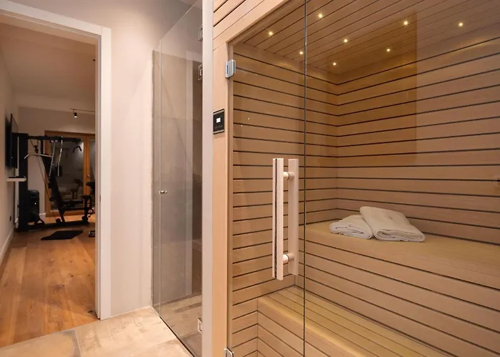 Luxury Silence With Heated Pool *