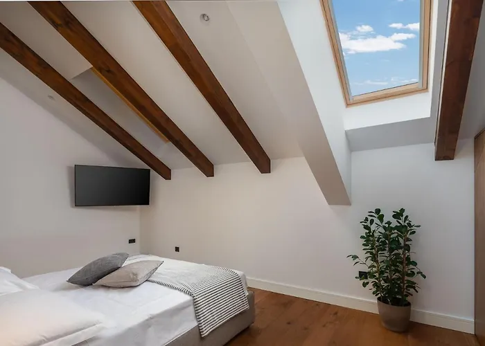 Вилла Luxury Silence With Heated Pool