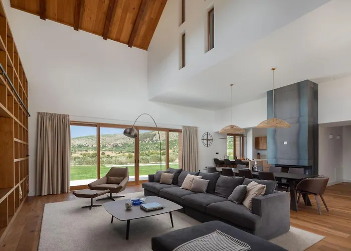 Luxury Silence With Heated Pool 别墅